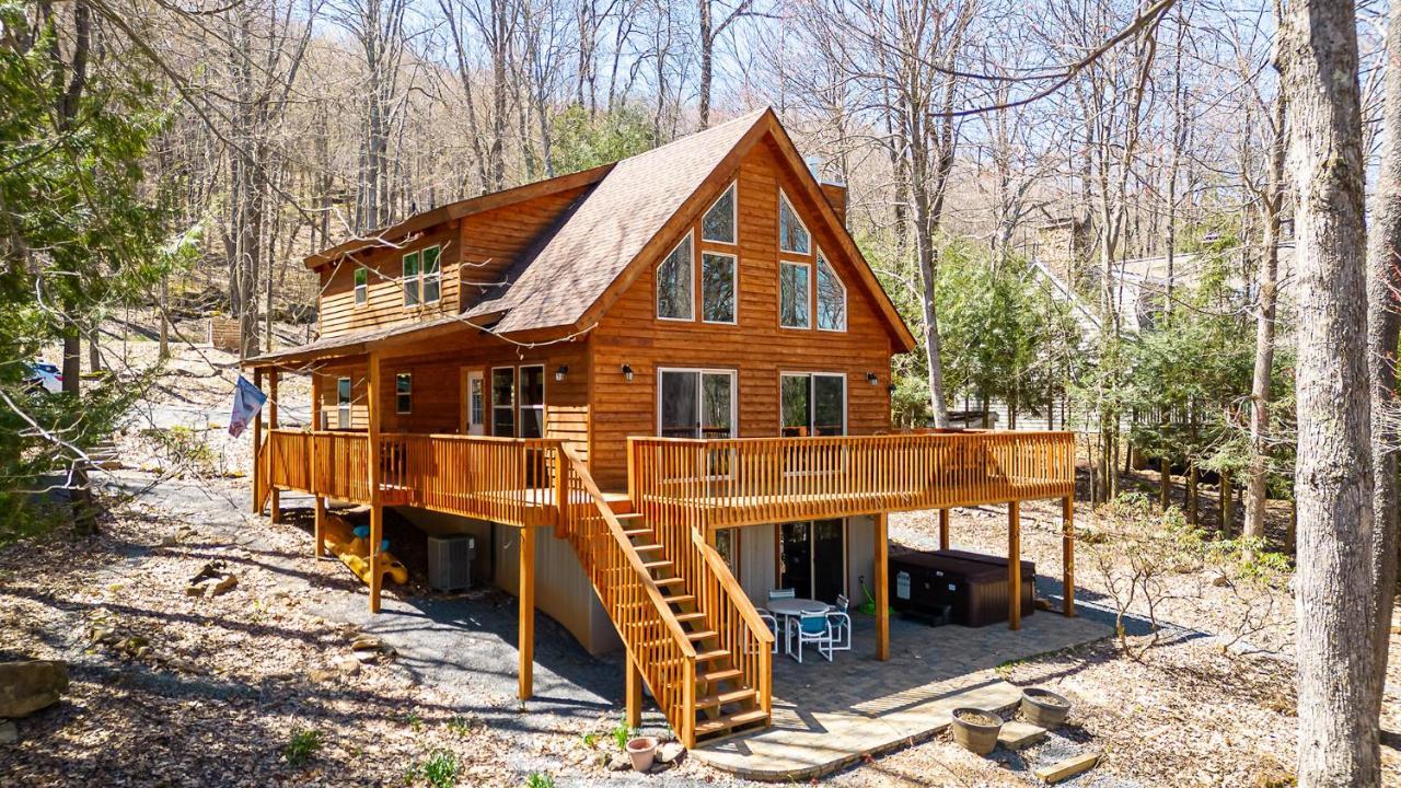 Maplewood Cottage McHenry Exteriör bild