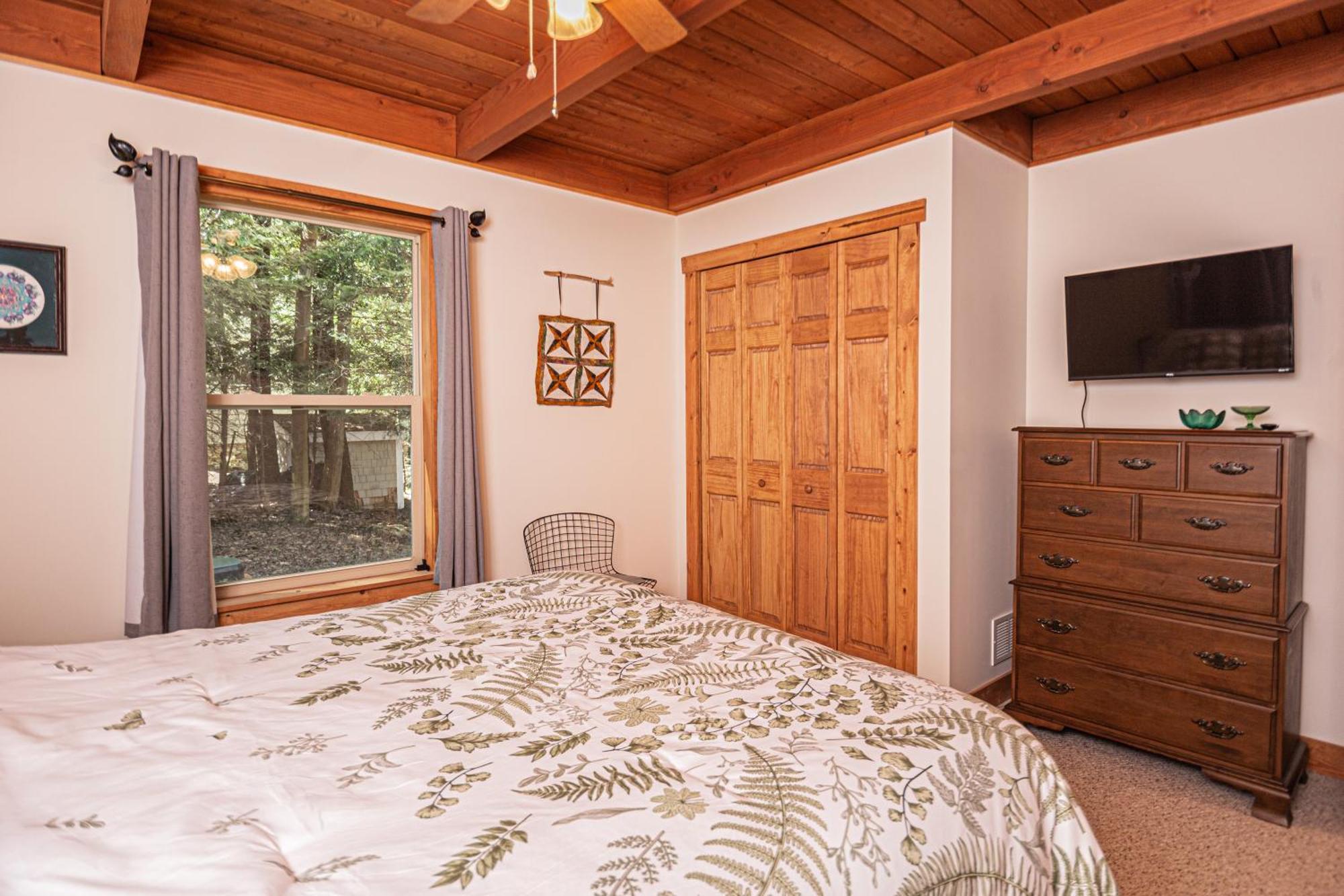 Maplewood Cottage McHenry Exteriör bild