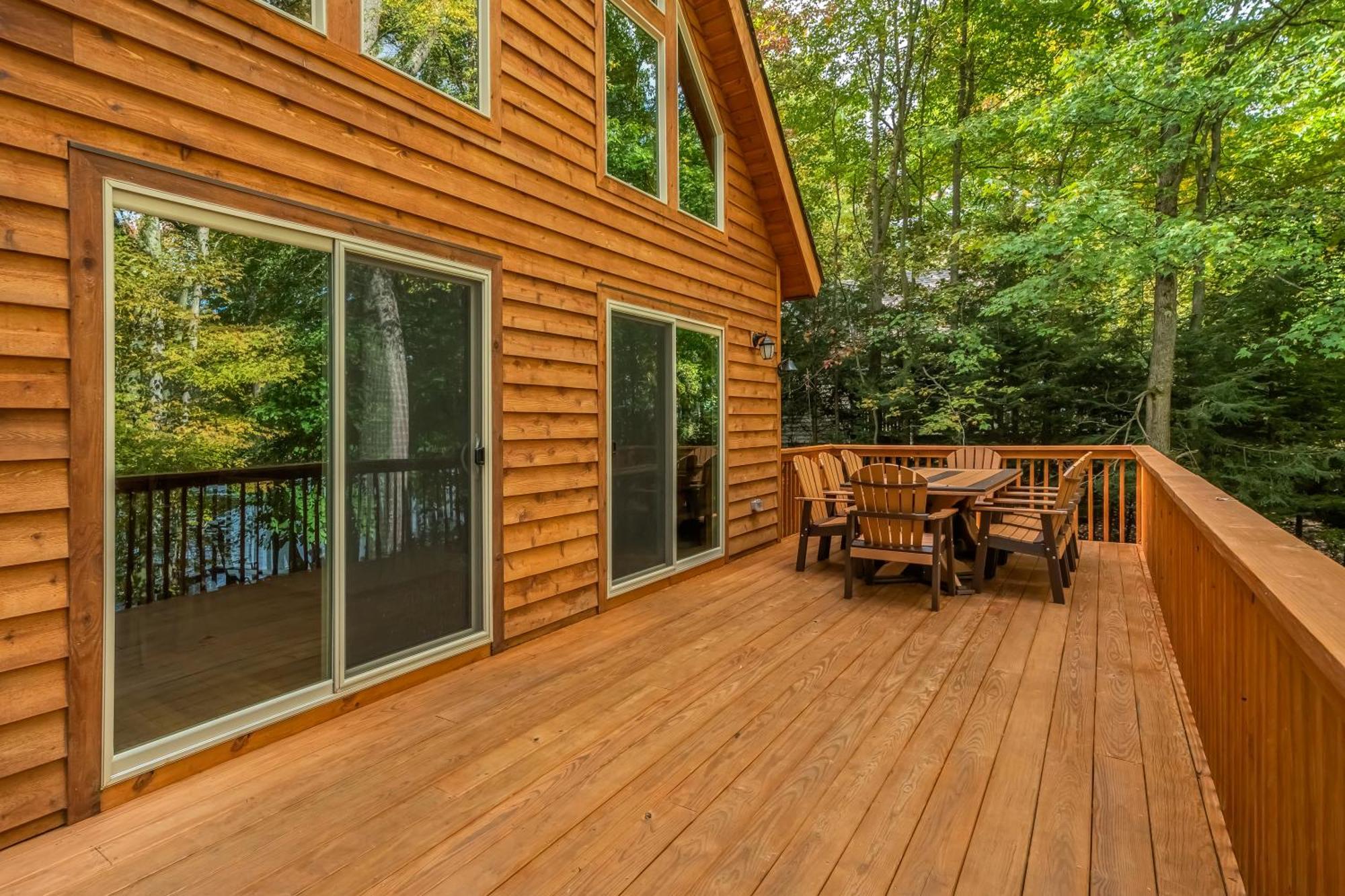 Maplewood Cottage McHenry Exteriör bild